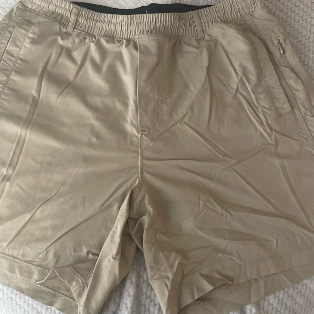 Birddogs khaki shorts